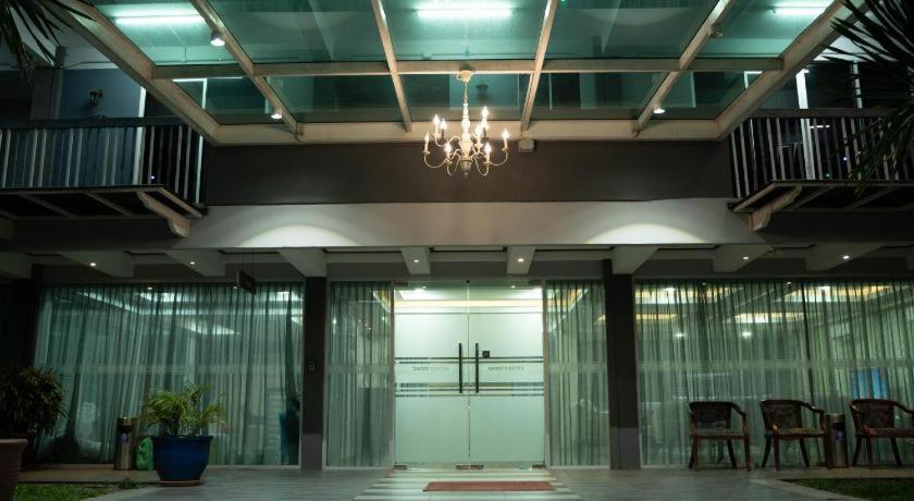 Capital O 90490 Zaques Hotel Sungai Petani Bagian luar foto